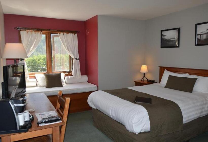 高级大房间, Howe Sound Inn & Brewing Company