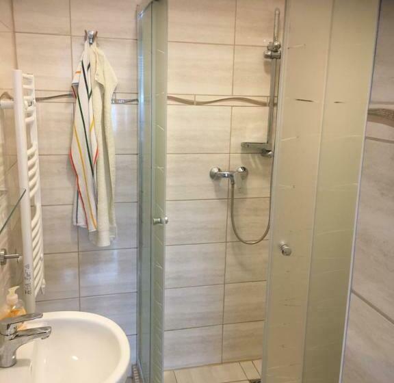 Номер Стандарт, Dombi Porta