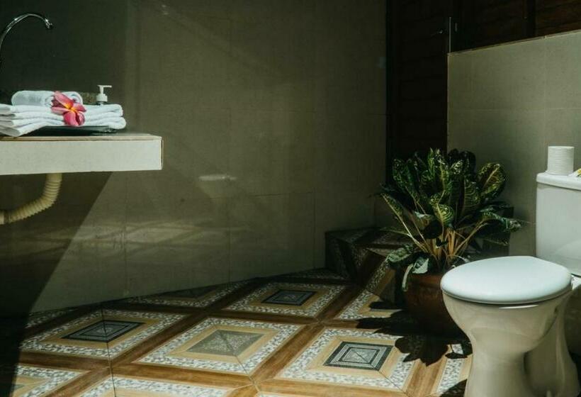 Kertre Néző Standard Bungalow, Taman Tirta Villas Lembongan
