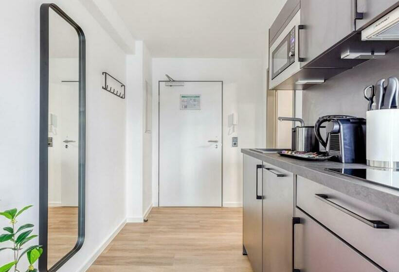 Люкс, Limehome Essen Kettwiger Straße