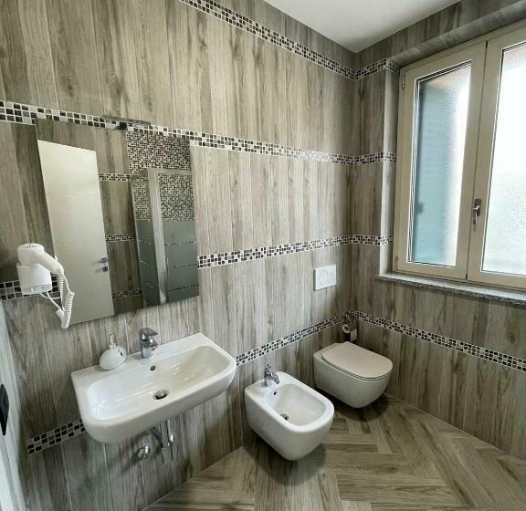 غرفة ديلوكس مزودة بشرفة, Holiday Rooms Rho