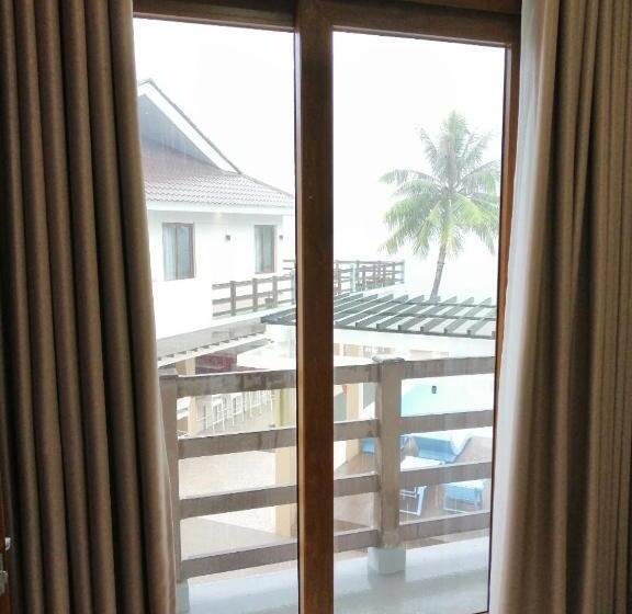 Президентский Люкс, Nirvana Resort Puerto Galera