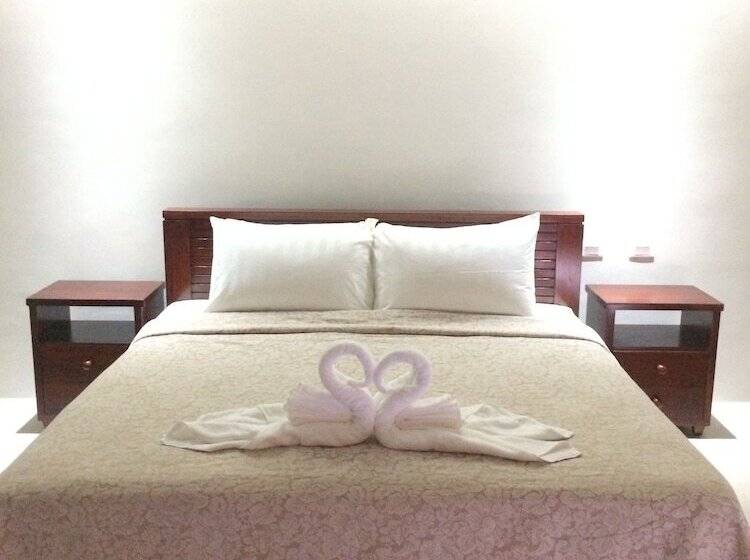 Номер Deluxe, Nirvana Resort Puerto Galera