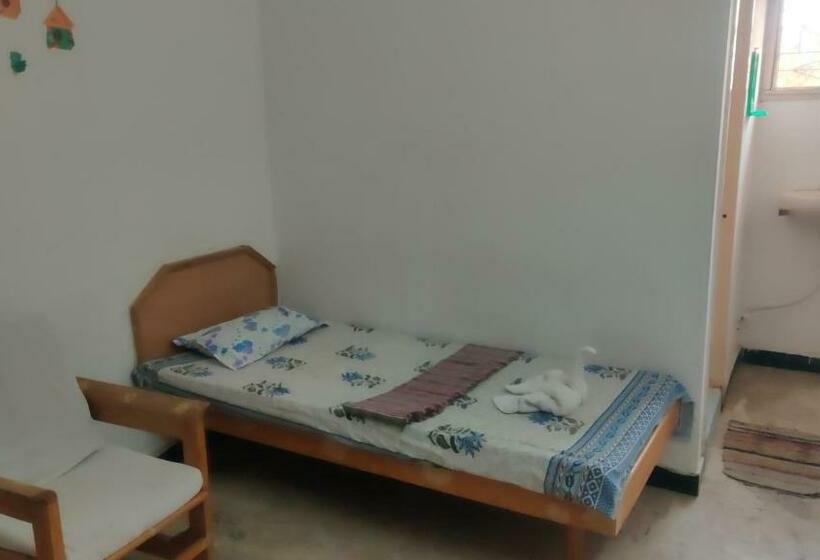Номер Deluxe Одноместный, Daya Dharma Residency
