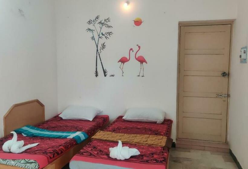 Номер Deluxe с Балконом, Daya Dharma Residency