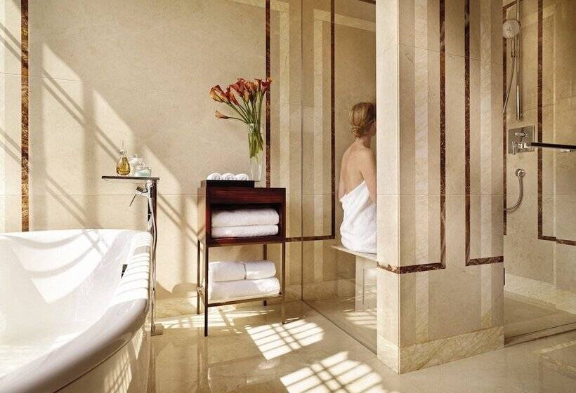 Номер Премиум, Four Seasons Hotel Hangzhou At West Lake