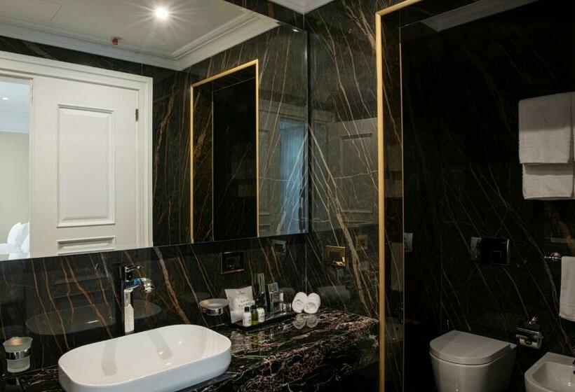 Suite with lake view, Radisson Collection Morina Hotel, Tirana