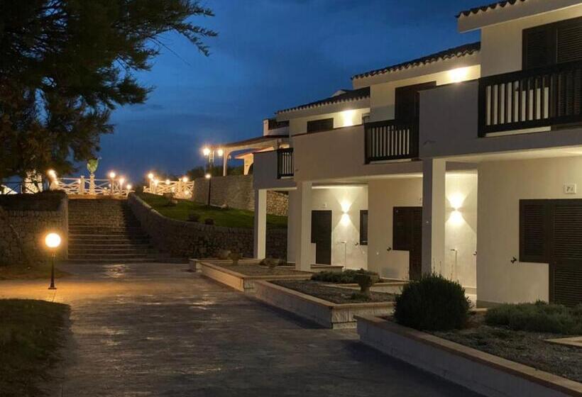 آپارتمان 2 خوابه, Kamarina Resort