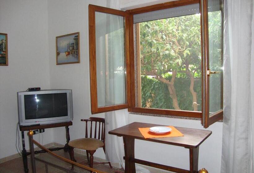 Четырехместный Номер Стандарт, Al Borgo Vacanze B&b