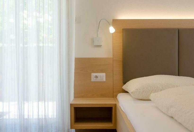 Номер Стандарт, Pension Etschblick B&b