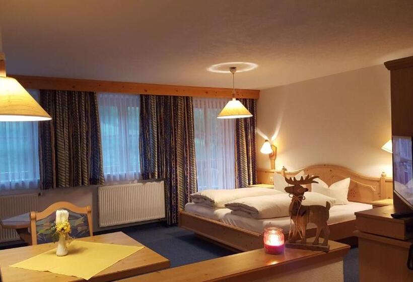 اتاق لوکس با بالکن, Camona & Apart Walserhof