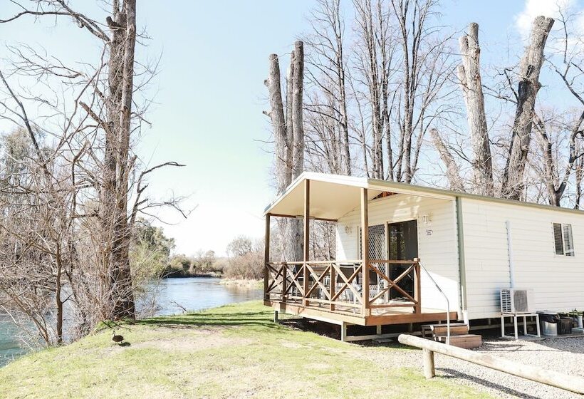 오두막, Riverglade Caravan Park