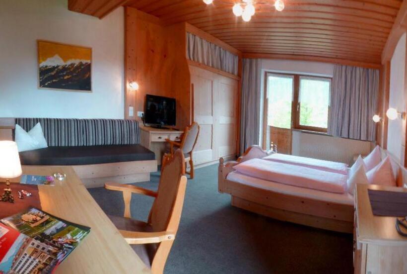 Трехместный Номер Стандарт с Балконом, Alpenhof Wohlfühlpension