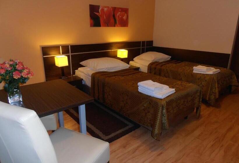 スタンダードルーム, Villa Ramzes