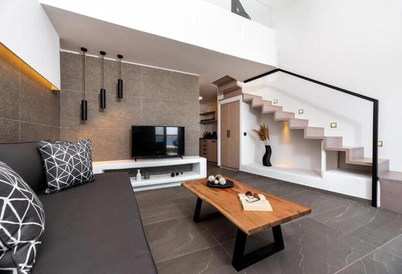سوییت سوپریور با چشم‌انداز دریا, Neoma Luxury Suites