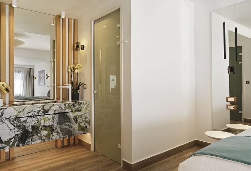 Deluxe Suite Sea View, Cresanto Luxury Suites