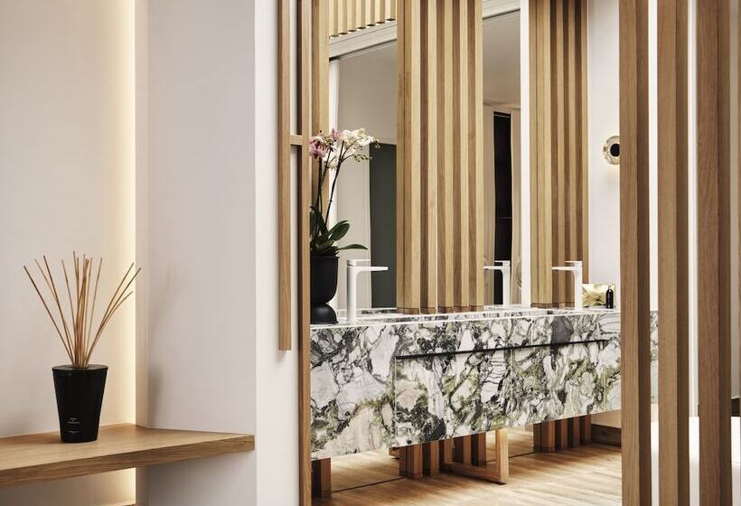 سوئیت پرزیدنت, Cresanto Luxury Suites