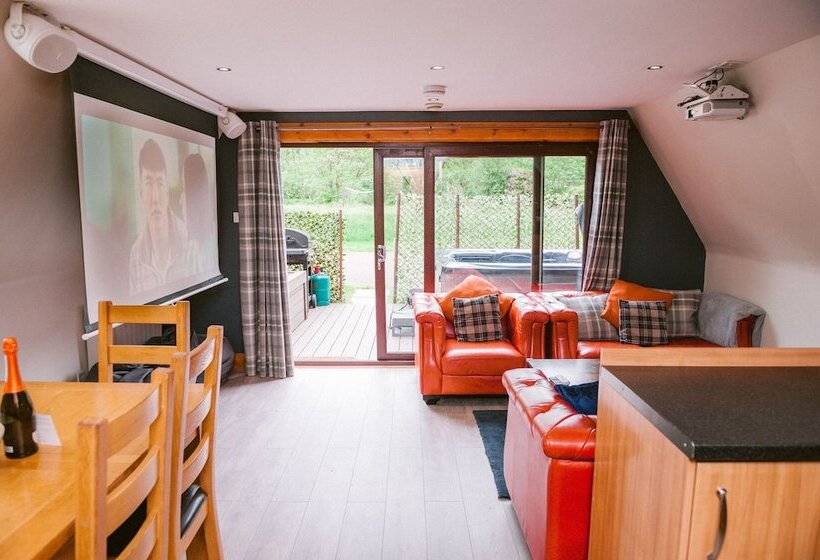 בקתה, Bright Star Lodge