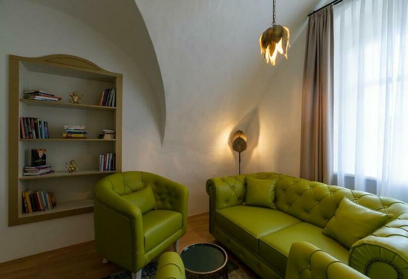 Апартаменты 1 Спальня, Amedia Plaza Wels, Trademark Collection By Wyndham