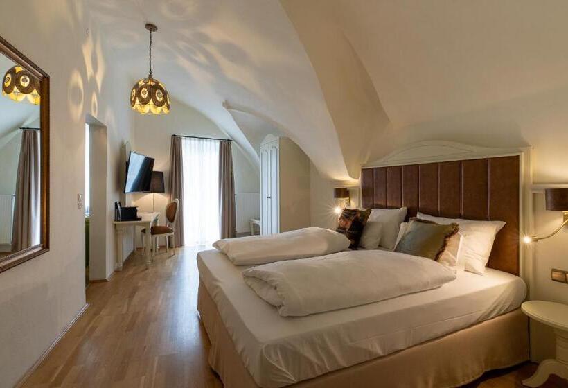 Студия Стандарт, Amedia Plaza Wels, Trademark Collection By Wyndham