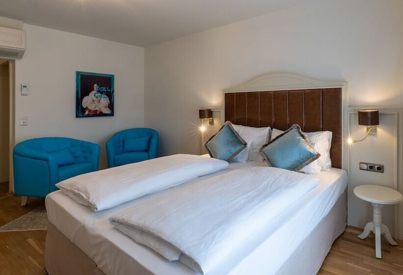 Номер Стандарт с Гостиной, Amedia Plaza Wels, Trademark Collection By Wyndham