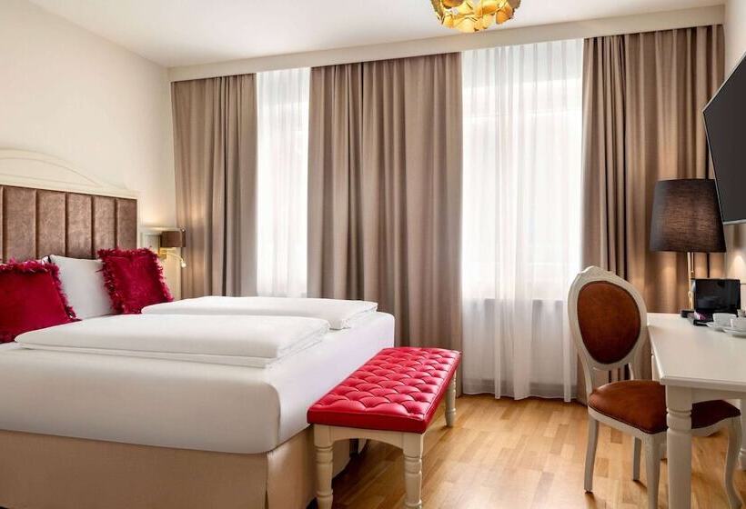 Студия Стандарт, Amedia Plaza Wels, Trademark Collection By Wyndham