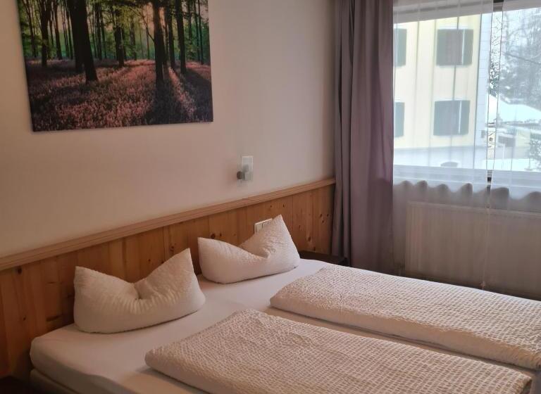 Номер Стандарт, Gasthof Hotel Kirchenwirt