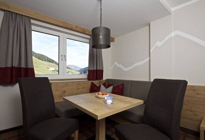 Family Suite, Kinder  & Gletscherhotel Hintertuxerhof