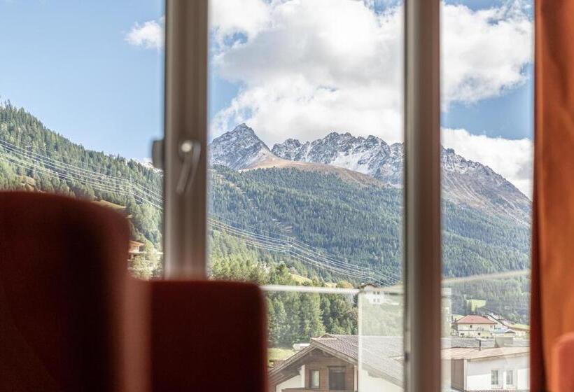 Полулюкс, Alpin Art & Spa Hotel Naudererhof Superior