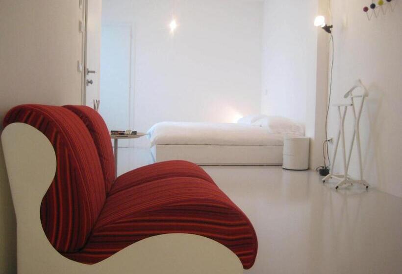 Студио Стандарт Вид на Сад, Legrenzi Rooms