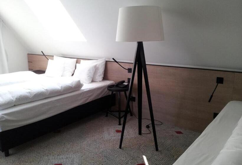 Номер Комфорт, Sorat Hotel Saxx Nürnberg
