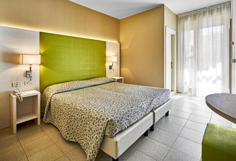 Номер Стандарт, Palace Hotel Regina
