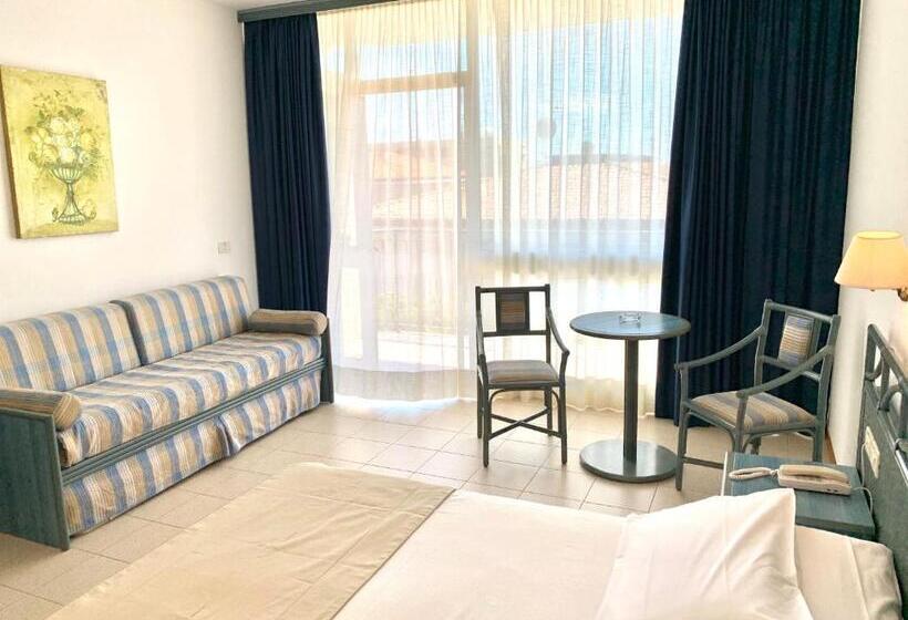 Семейный Номер, Palace Hotel Regina