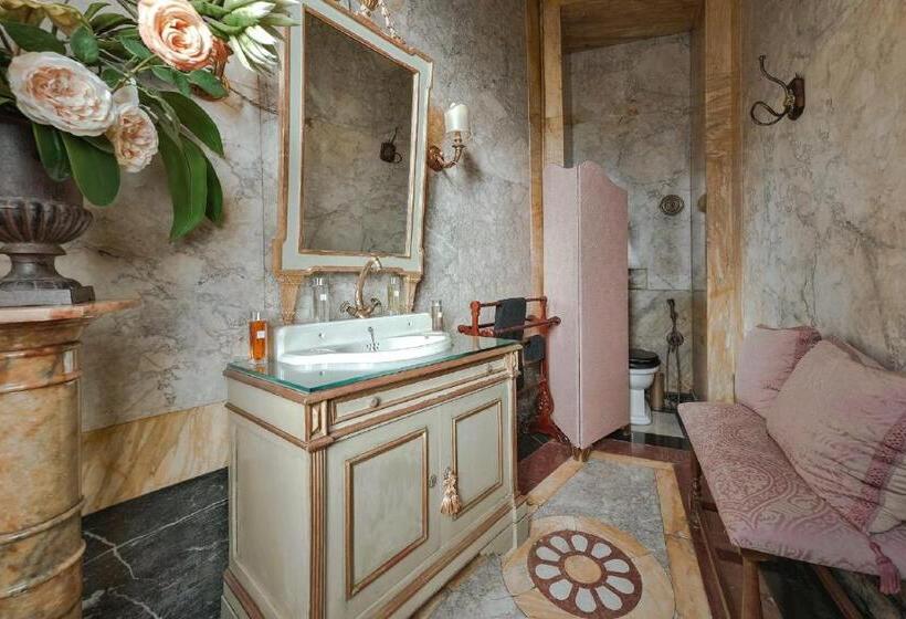 스위트, Palazzo Coli Bizzarrini