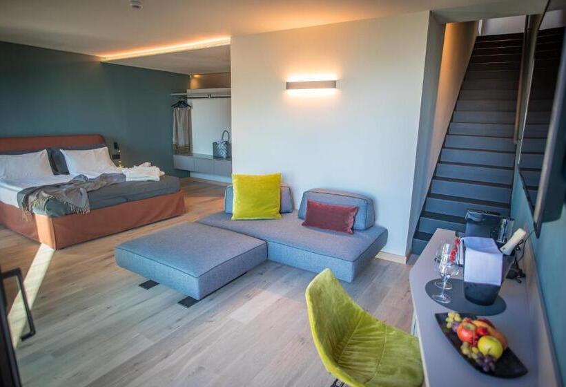 Suite with Terrace, Villa Enrica