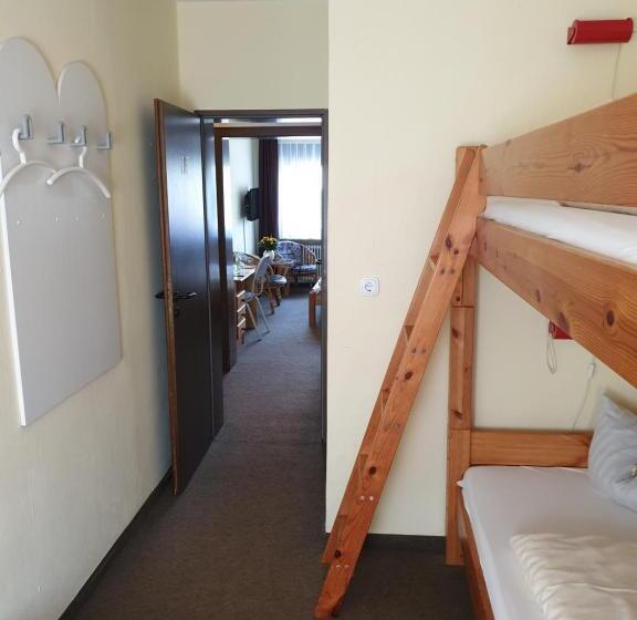 Четырехместный Номер Стандарт, Heidehotel Anna