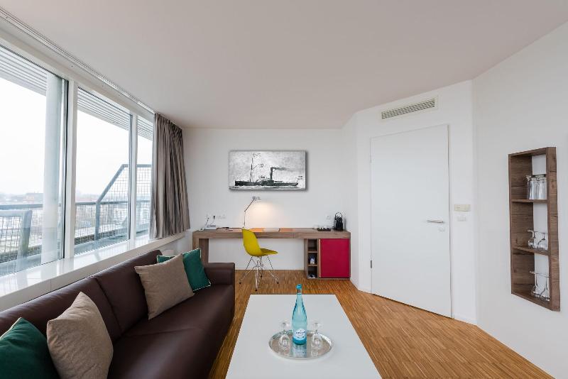 Номер Deluxe, Alte Werft
