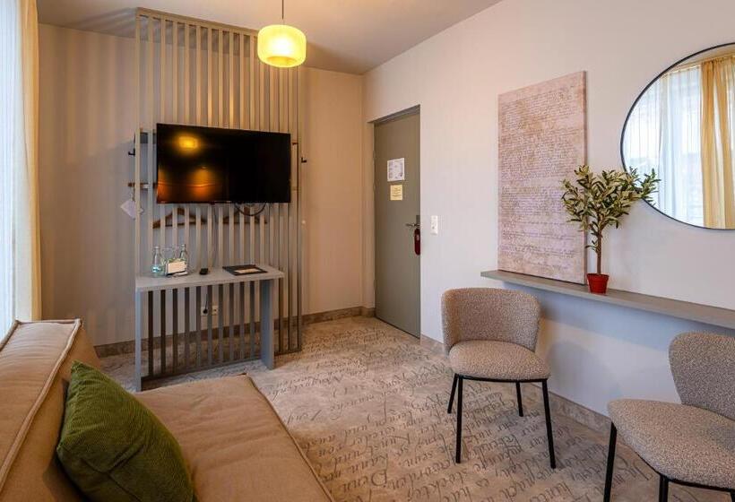 Номер Deluxe, Erbenhof