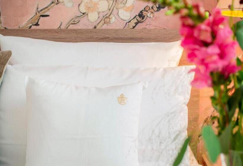 Полулюкс, Romantik Hotel Restaurant Altenberger Hof