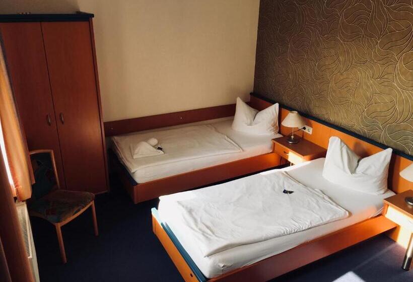 Номер Стандарт, B&s Hotel Am Bachhaus