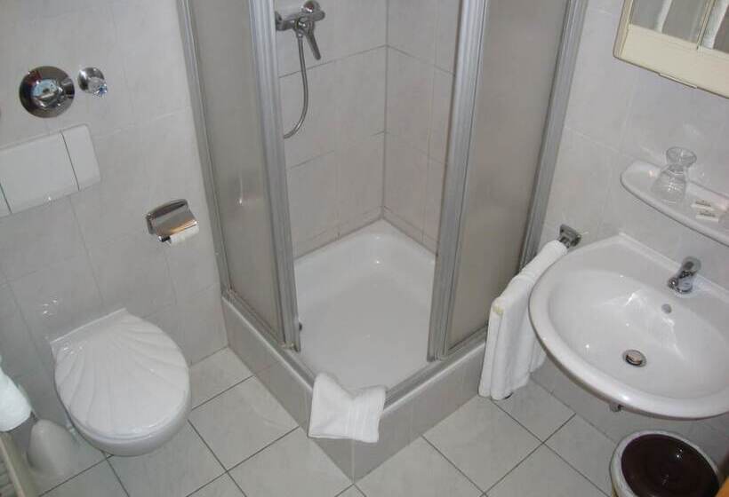 آپارتمان 1 خوابه, Apartment Hotel Lindeneck