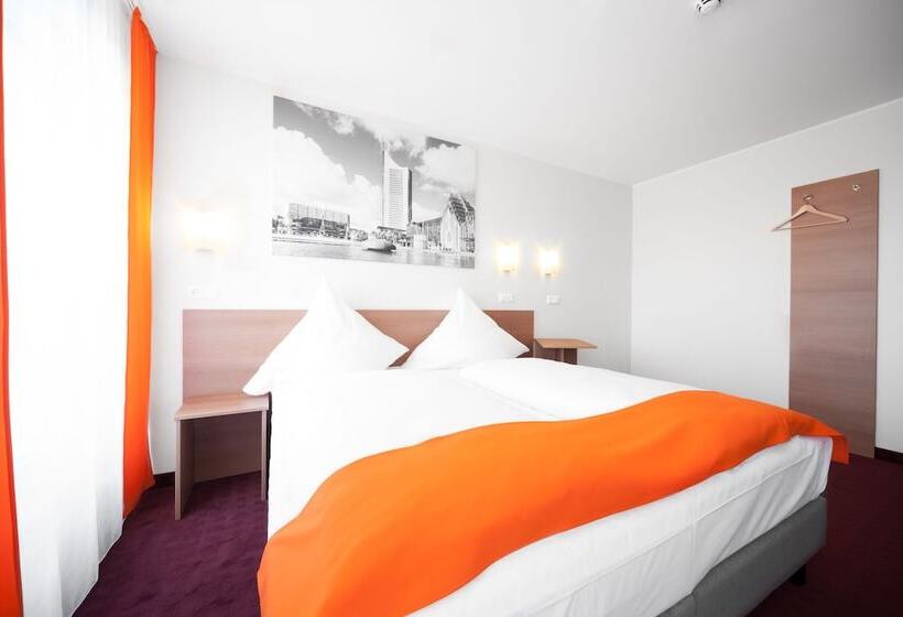Номер Basic, Mcdreams Hotel Leipzig