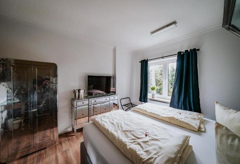 Номер Стандарт, Robrooks Hotel Garni