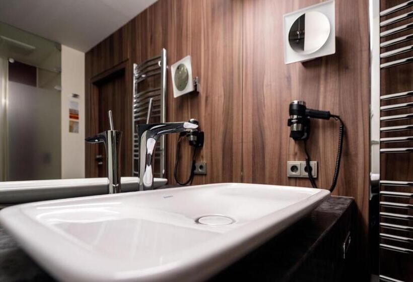 Номер Superior Вид на Реку, Steiger Hotel Rathener Hof