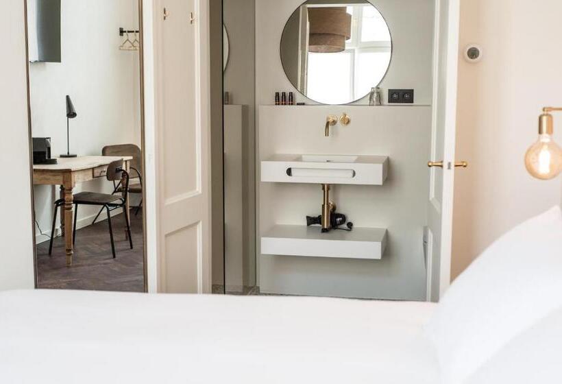 Номер Deluxe Кровать Кинг, B Guest Sleep & Retreat