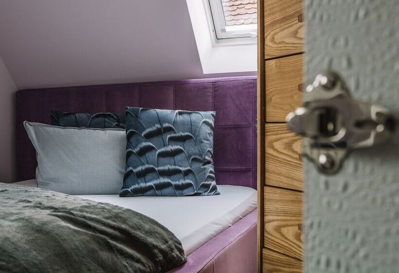 Номер Стандарт Индивидуальный, Boutique Hotel Pfauen