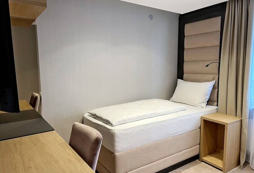 Номер Стандарт Индивидуальный, Dormero Hotel Reutlingen