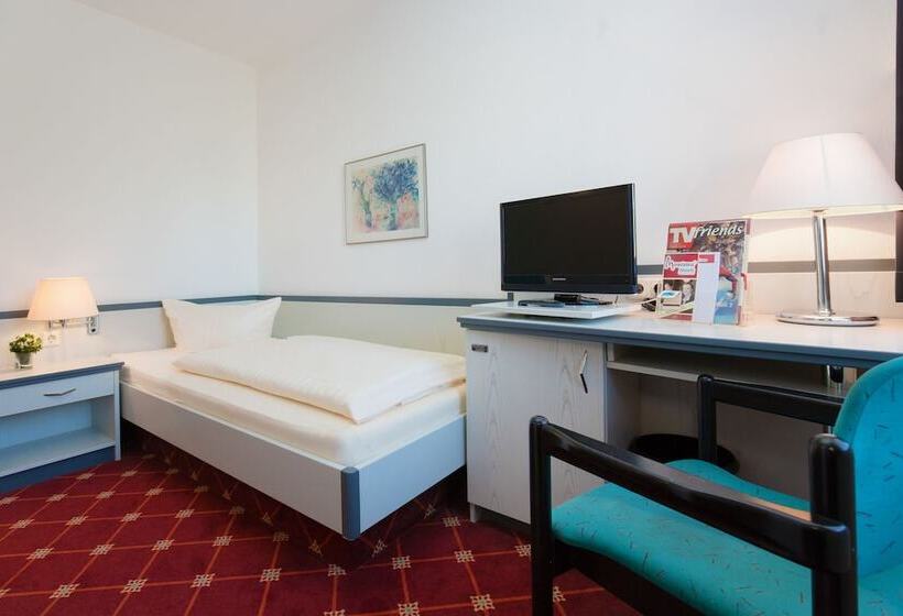 Номер Стандарт Индивидуальный, Montana Trend Hotel Lehrte