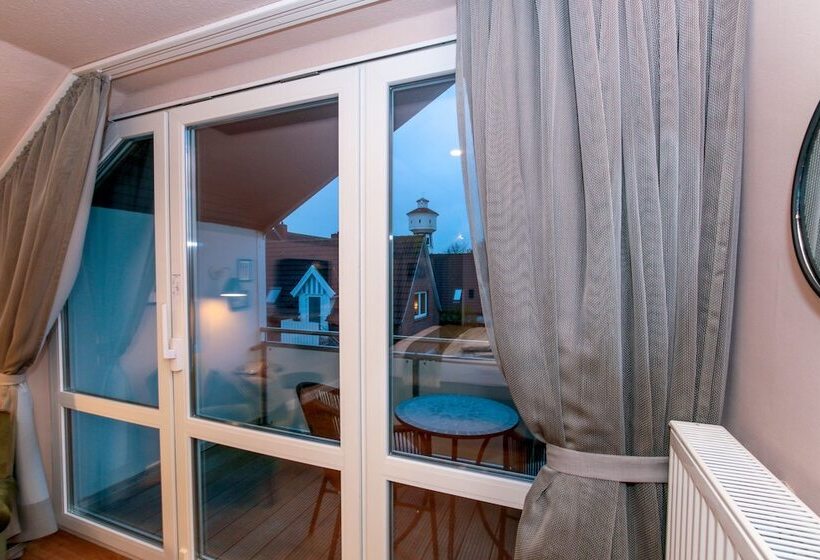 Номер Стандарт с Балконом, Nordseehotel Kröger