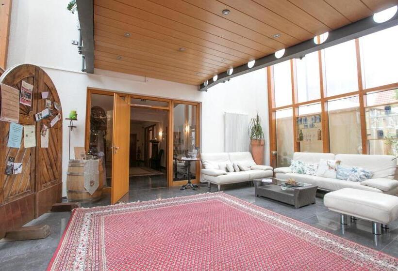 Номер Комфорт, Neumaiers Hirsch Gasthof Und Land